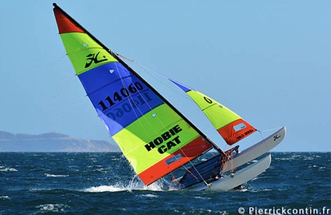 a_Hobie_mistral_wind_5