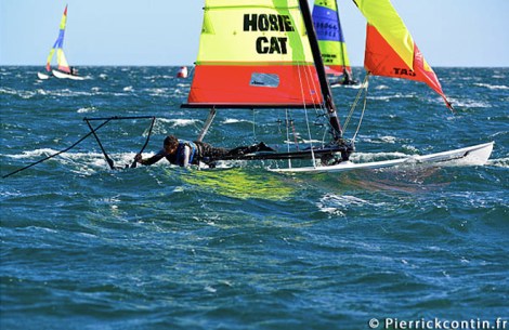 a_Hobie_mistral_wind_6